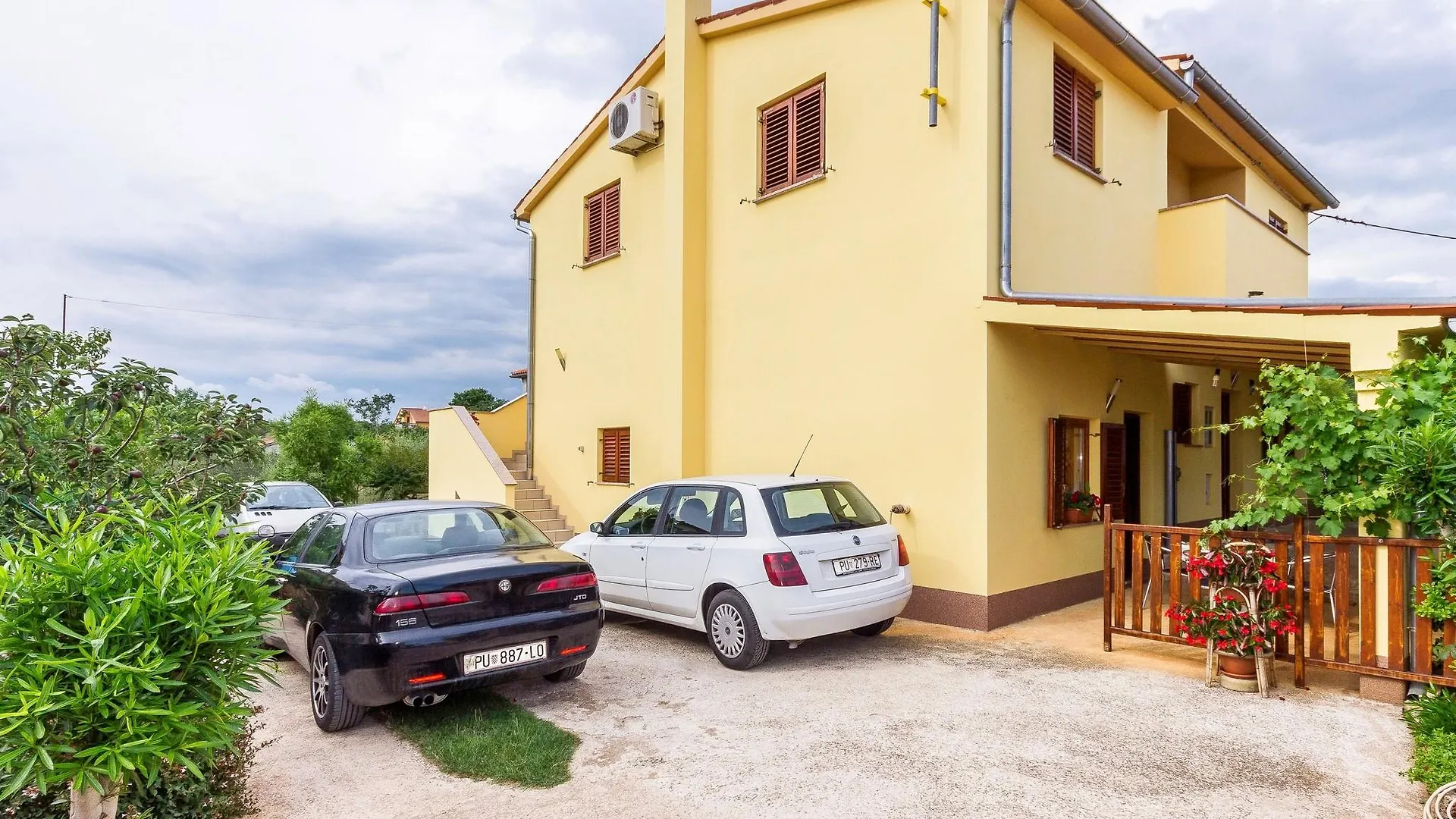 Apartments Predrag Pula