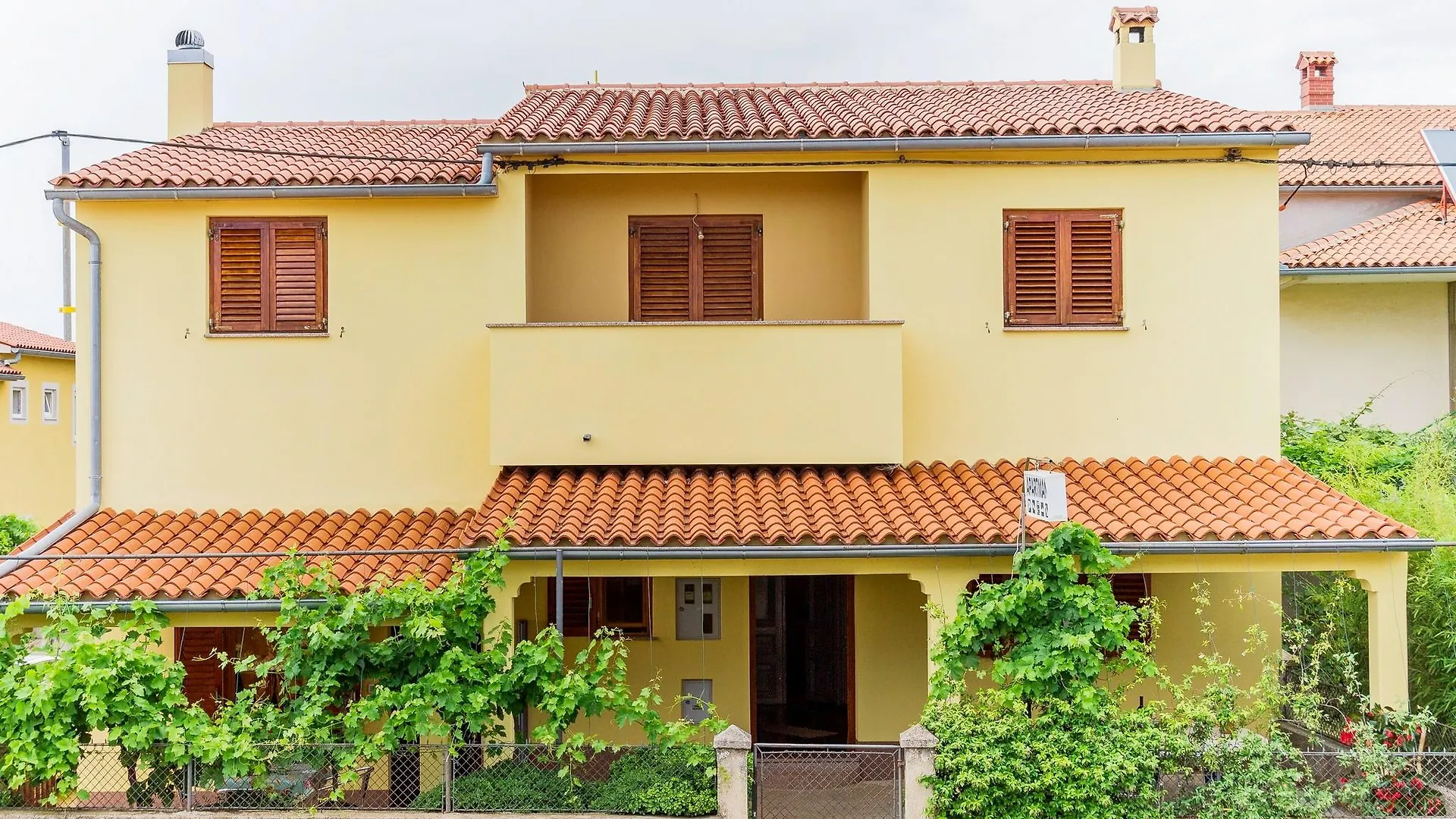 Apartments Predrag Pula 0*,